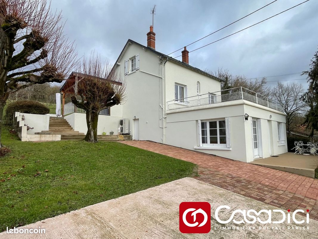 Maison 4 pièces 146 m² · à Decize · 146 m² · 225 000 €