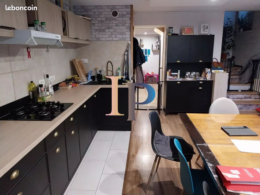 Maison 4 pièces 89 m² · à Pouilly-sous-Charlieu · 89 m² · 121 000 €