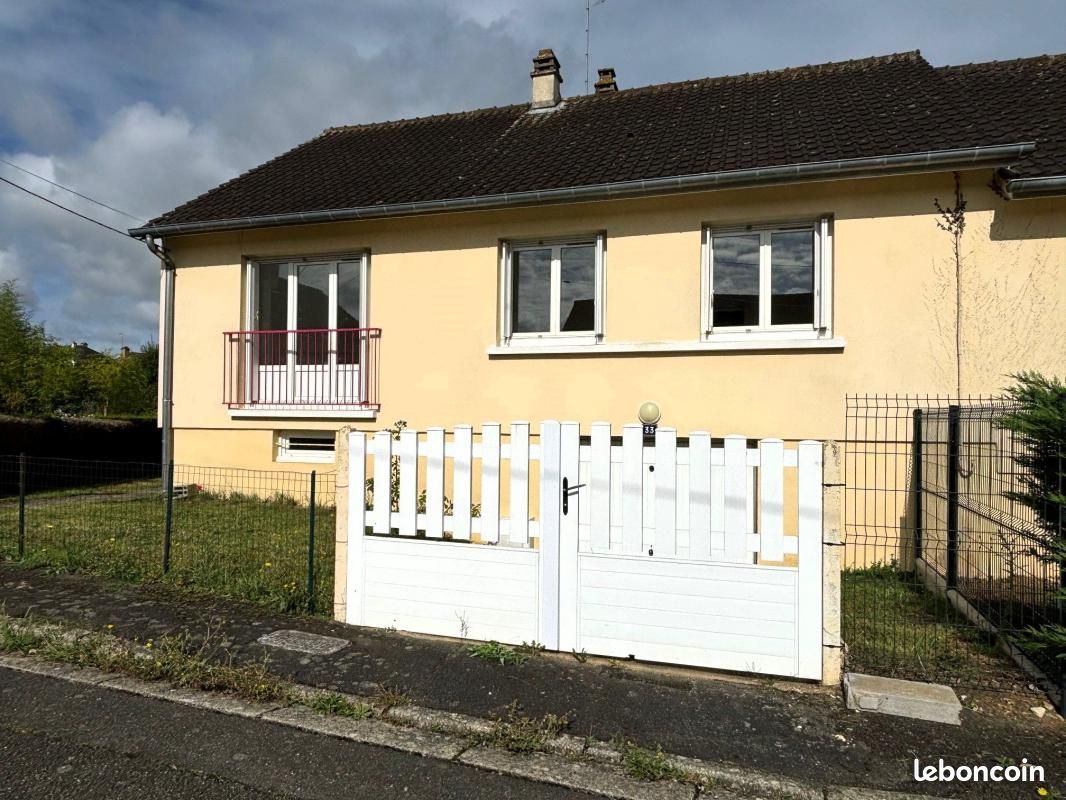 Maison 4 pièces 75 m² · à Fresnay-sur-Sarthe · 75 m² · 107 000 €