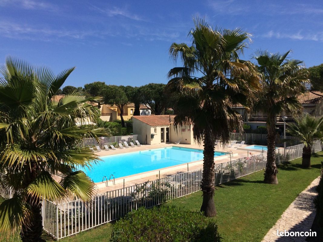 T2 Cap d'Agde, 25m², mezzanine, terrasse, piscine, parking privé, résidence sécurisée (image 10)