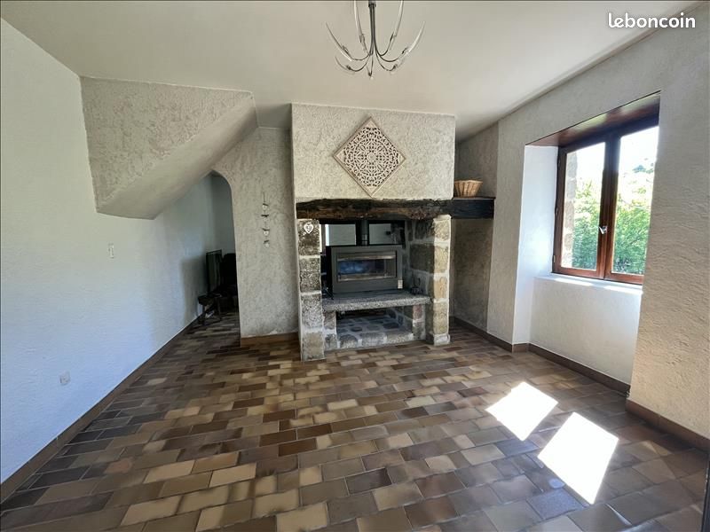 Maison 4 pièces 99 m² - Brignac-la-Plaine 19310 (image principale 3)