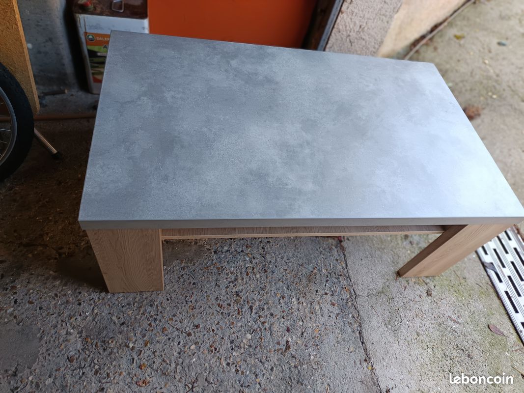 Divers meubles ..lit enfant (2)/chaise enf /meuble télé/ étagère / armoire ancienne basque? / (image 4)