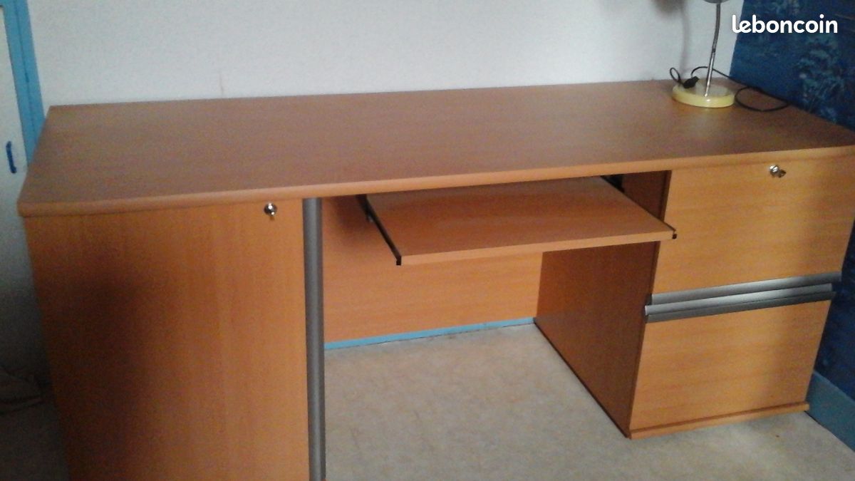 Bureau couleur bois clai (image 2)
