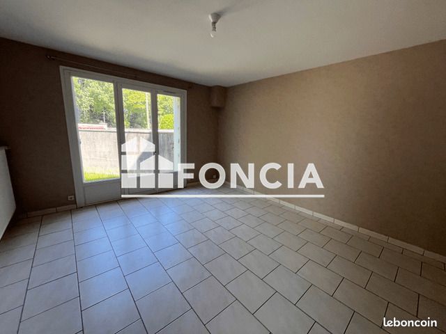 Maison 4 pièces 80 m² · à Niort · 80 m² · 771 €