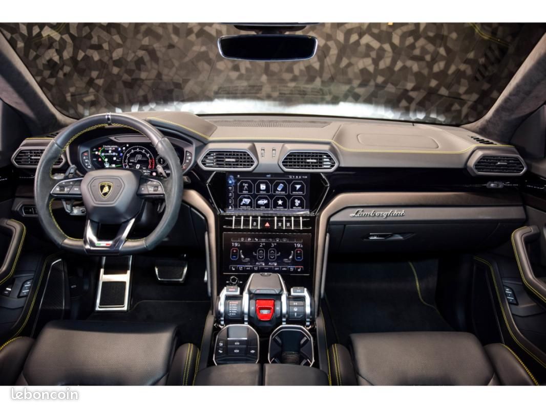 Lamborghini Urus V8 AKRAPOVIC - GRIGIO KERES / CAMERA 360 TOIT OUVRANT (image 18)