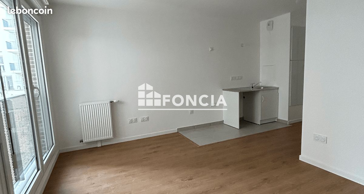 Studio (image 7)