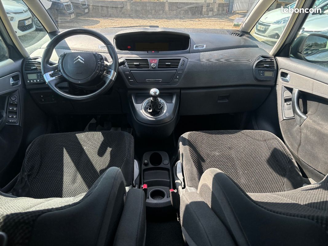 CITROEN C4 PICASSO 1.6 HDi 110ch Pack Ambiance (image 4)
