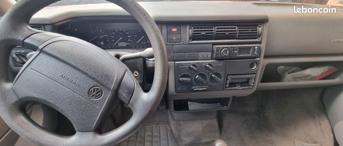 VW T4 Multivan ACV 2.5 TDI 102 CV (image 3)