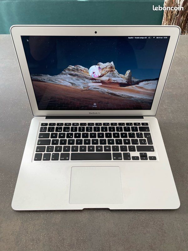 MacBook Air 13 (2018), Core i5, RAM 8 Go, SSD 128 Go, argent, QWERTY reconditionné