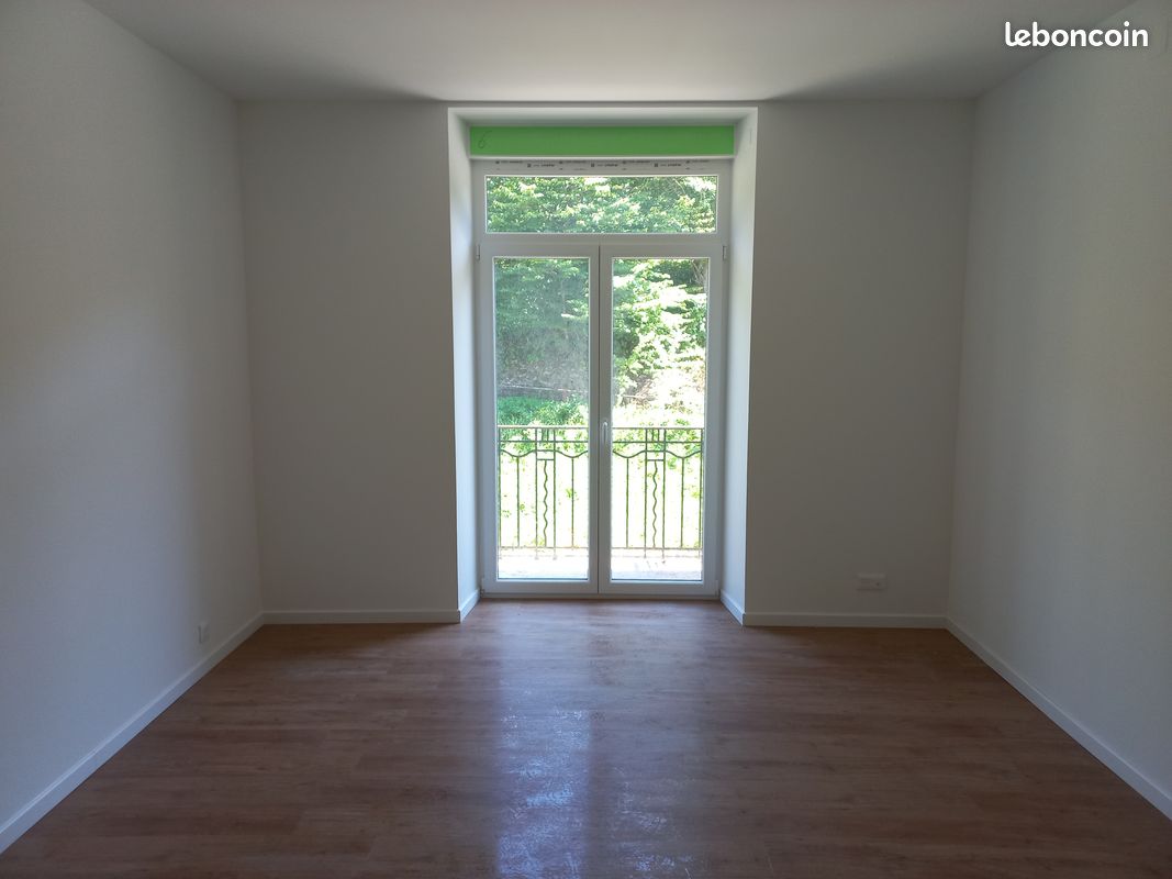 Maison 5 pièces 90 m² · à Lutzelbourg · 90 m² · 910 €