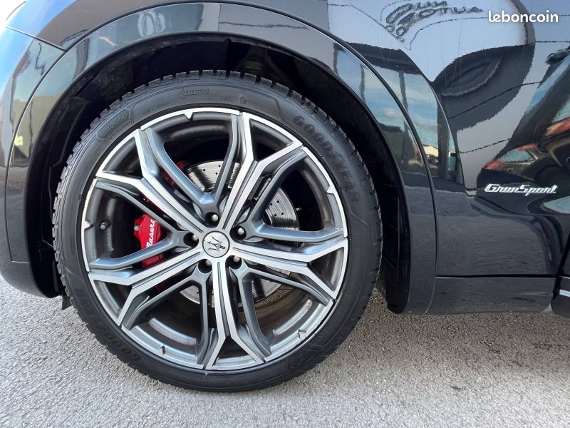 Maserati Levante 3.0 V6 350ch Q4 GranSport 270g 26CV (image 28)