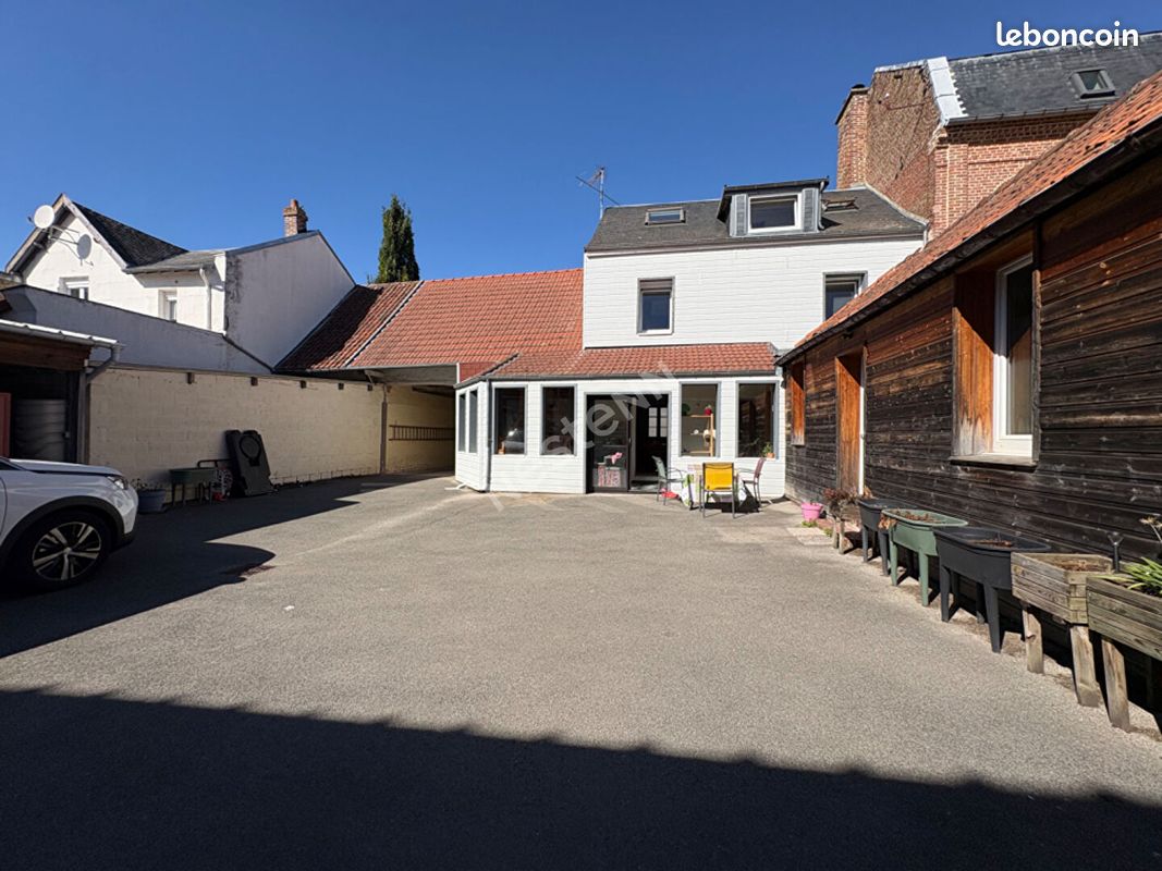 Maison 6 pièces 165 m² · à Boves · 165 m² · 450 000 €