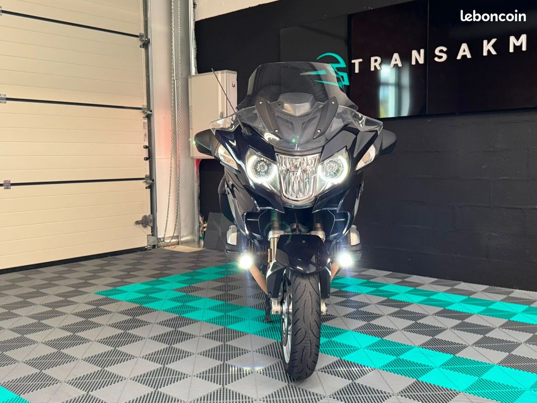 Bmw r 1200 rt / suivi complet / ligne akrapovic (image 4)