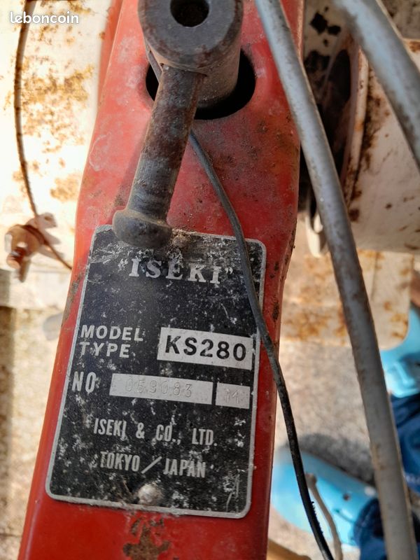 Motoculteur iseki pour pièce ou remettre en état (image 4)