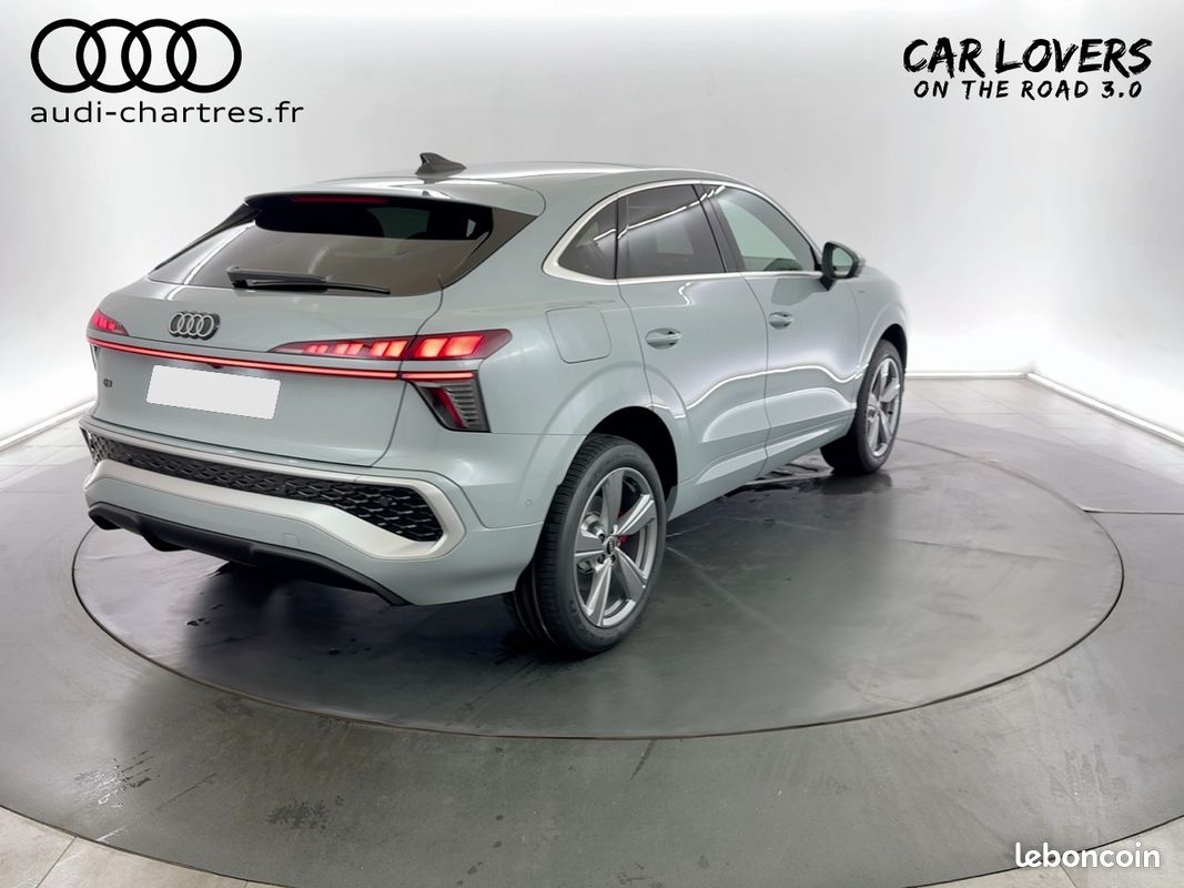 AUDI Q3 Sportback e-hybrid 272 ch S tronic 6 S line (image 6)