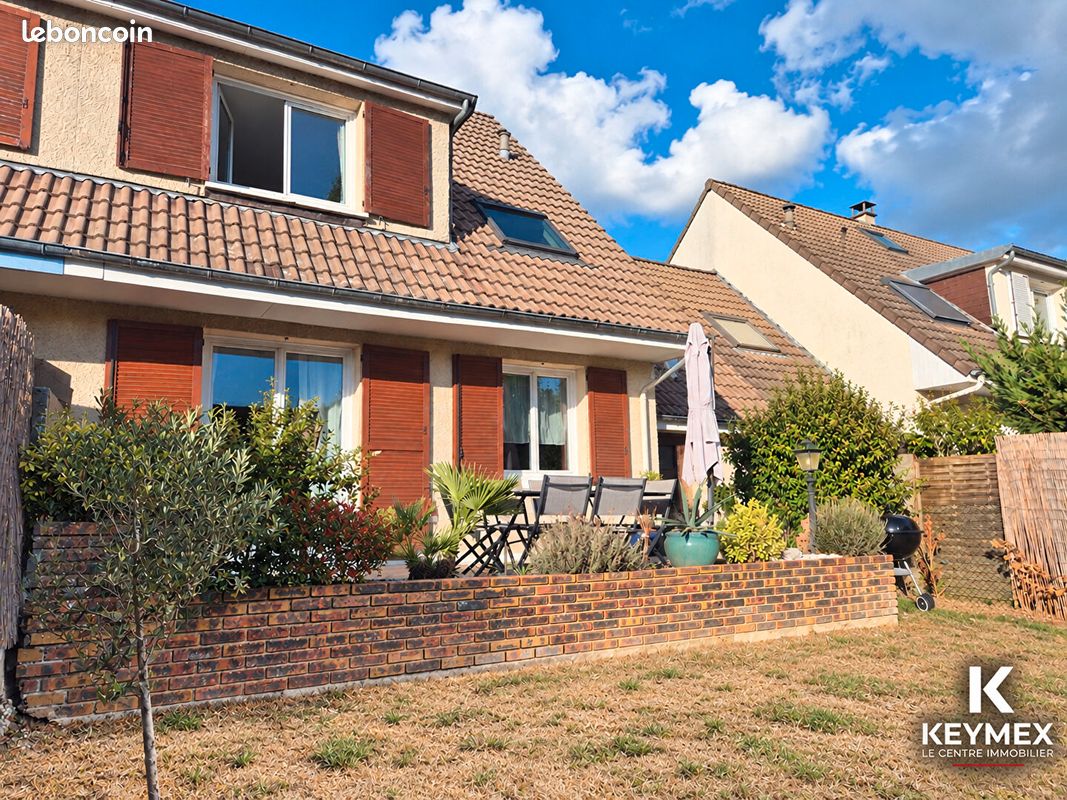 Maison 5 pièces 90 m² · à Saint-Martin-du-Tertre · 90 m² · 299 900 €