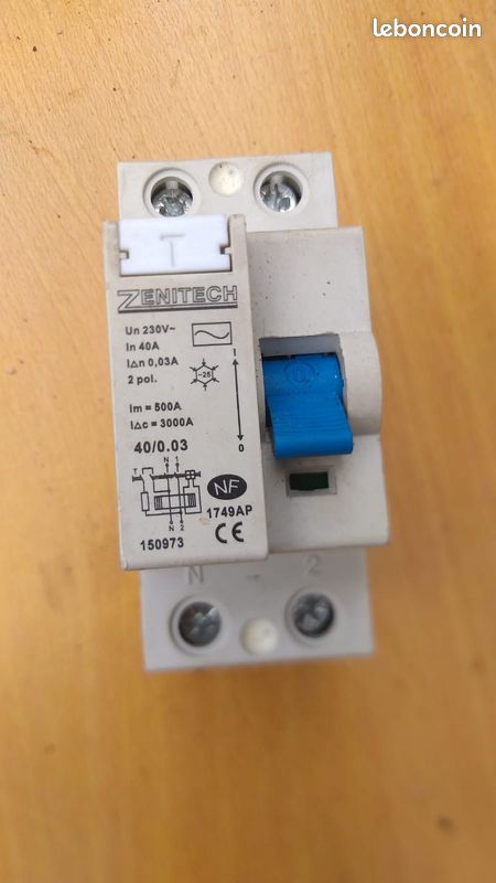 Interrupteur différentiel 40A 30mA | ZENITECH (image 1)