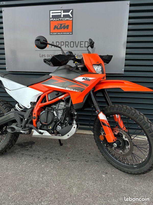 KTM 125 enduro r 2026 - 2000 kilomètres (image 4)