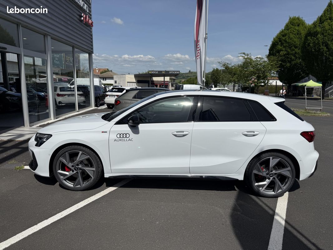 AUDI A3 Sportback 35 TFSI Mild Hybrid 150 S tronic 7 S line (image 2)