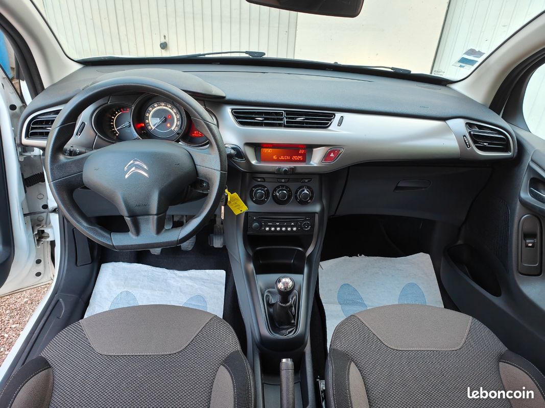 Citroen c3 1.6 blue hdi 75 cv attraction (image 4)
