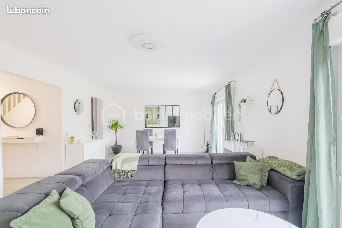 Maison 5 pièces 95 m² · à Brie-Comte-Robert · 95 m² · 329 500 €
