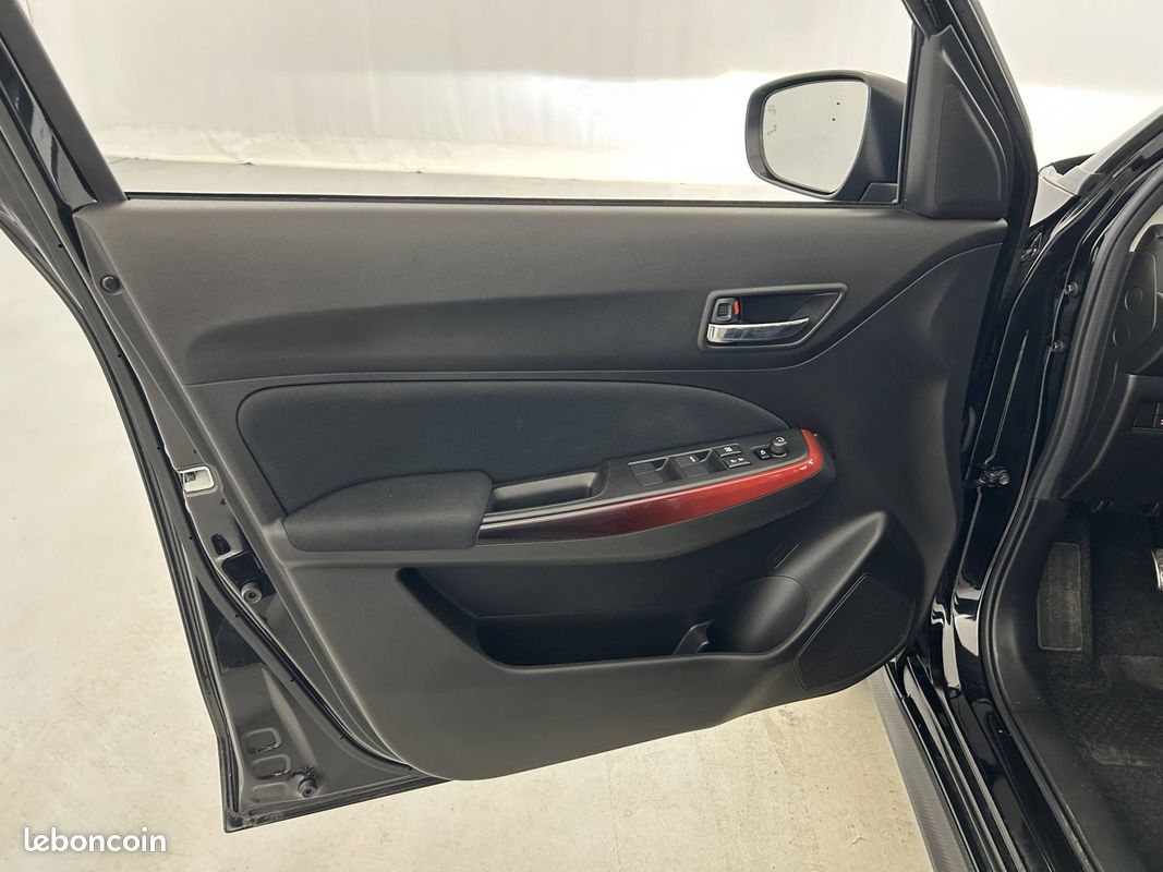 SUZUKI Swift Sport 1.4 Boosterjet Hybrid (image 20)