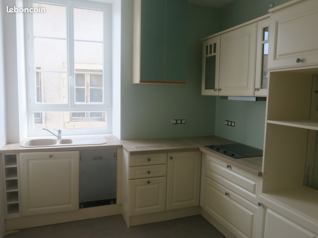 Appartement 5 pièces 90 m² · à Dole · 90 m² · 860 €/mois