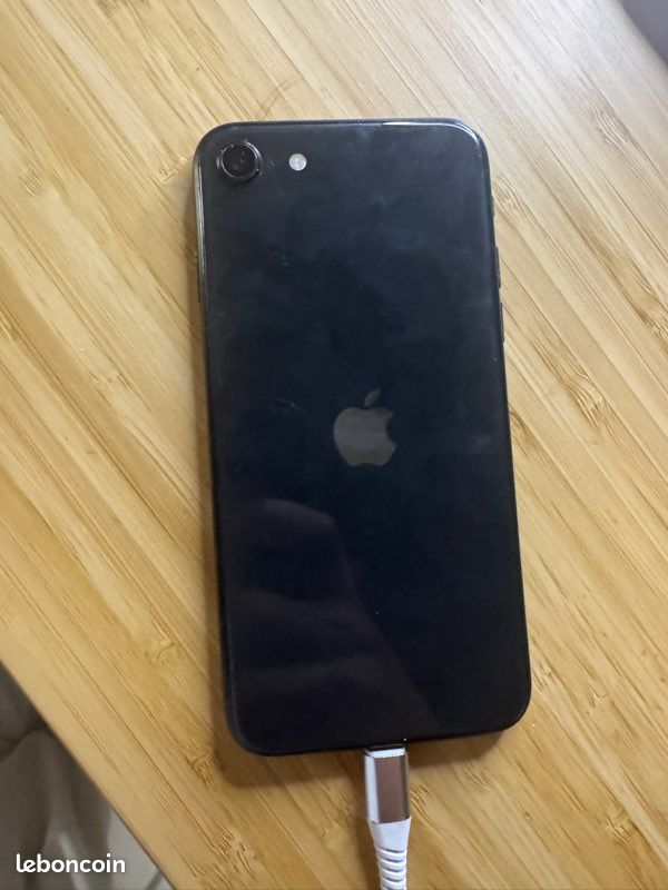 Iphone se 64gb (image 4)