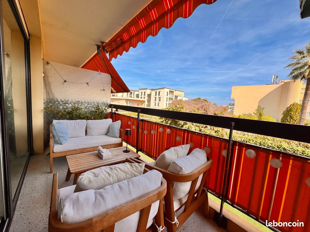 Appartement 3 pièces 70 m² · à Antibes · 70 m² · 355 000 €