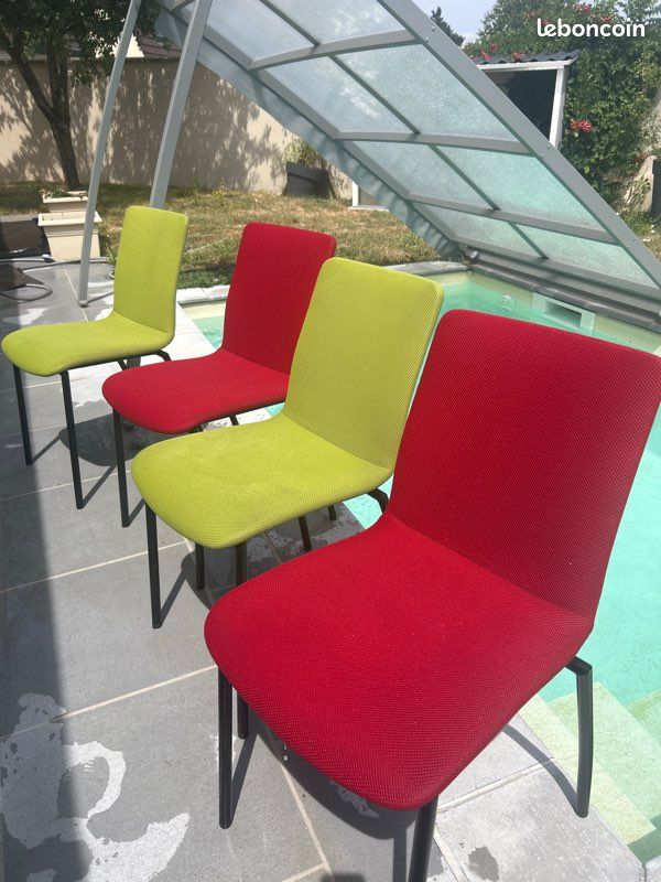 Vends 4 chaises de marque BONO (image 1)