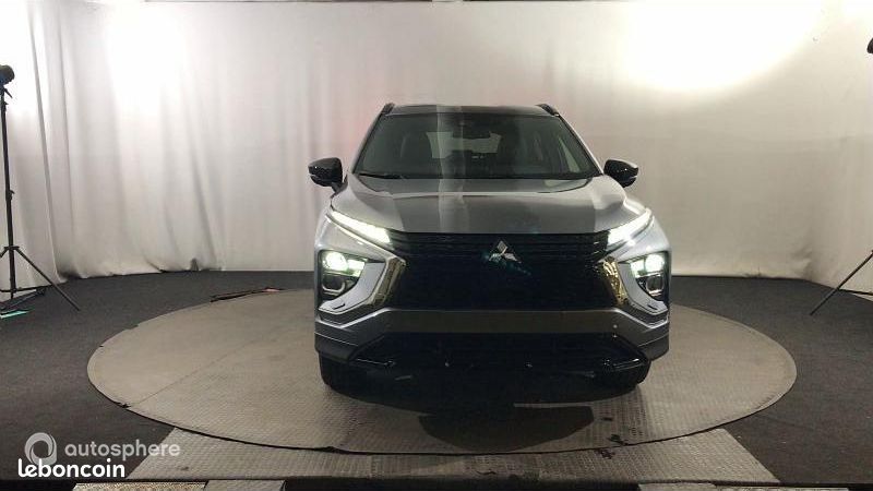 Ford Transit Custom Véhicule utilitaire ou Société 320 L2H1 2.0 EcoBlue 150ch Limited (image 1)