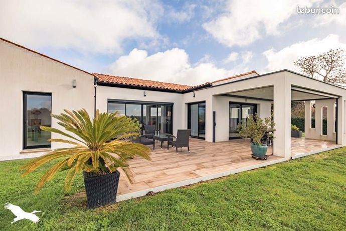 Maison 6 pièces 237 m²