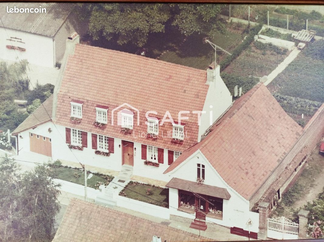 Maison 12 pièces 220 m² · à Auchy-lès-Hesdin · 220 m² · 170 000 €