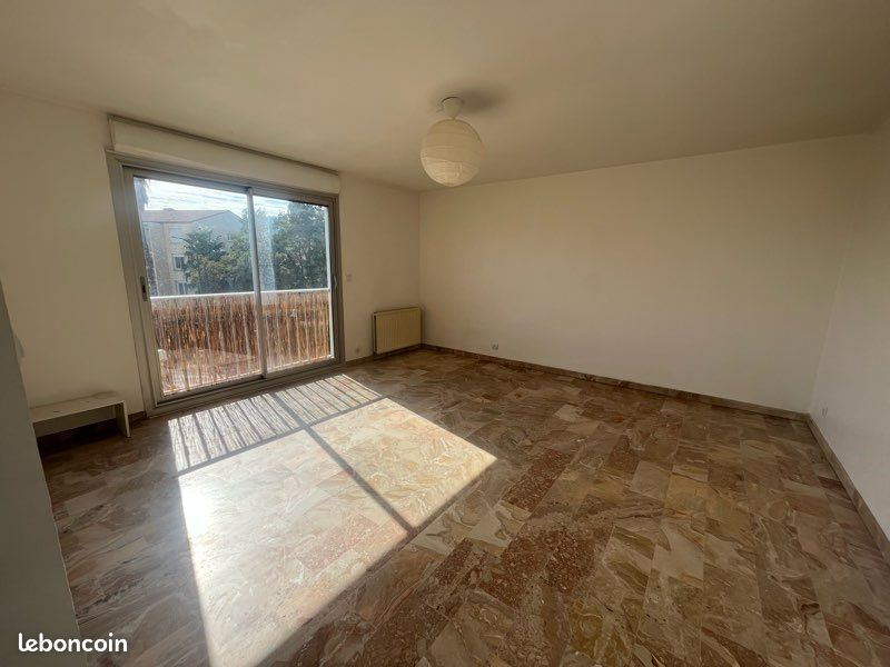 Appartement 1 pièce 46 m² · à Hyères · 46 m² · 890 €/mois