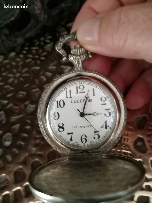 Montre Pendentif Vintage LUCERNE - Années 50, Fonctionne, Cristal Biseauté, Occasion En Très Bon état