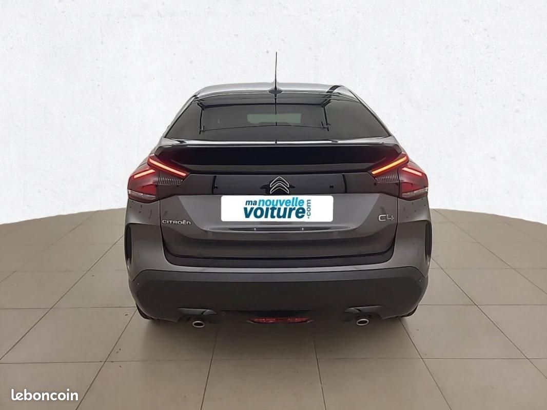 Citroën C4 PureTech 130 S&S EAT8 - Shine (image 5)