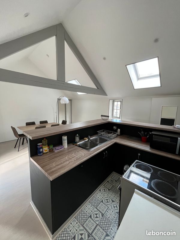 Appartement 4 pièces 88 m² · à Valognes · 88 m² · 950 €