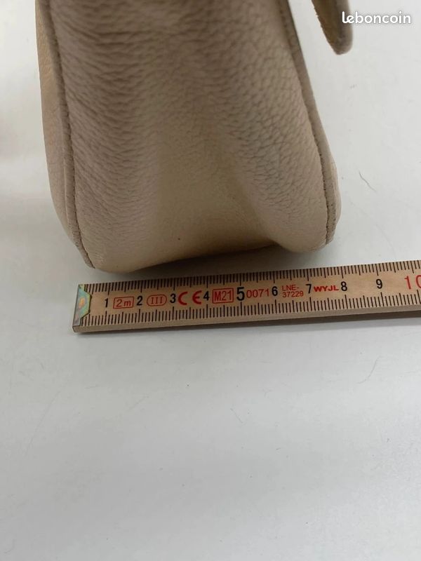 👜 Sac bandoulière Longchamp Paris en cuir beige – Made in France (image 16)