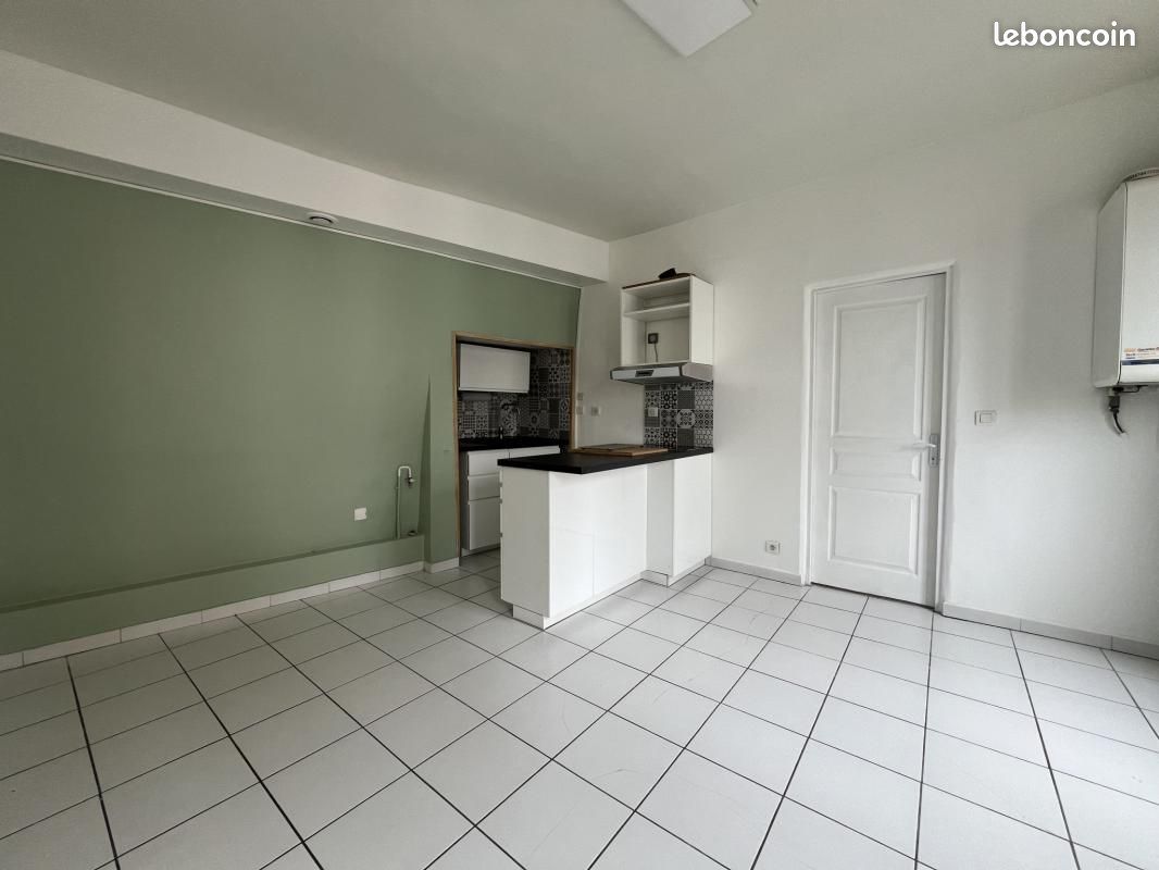 Appartement 2 pièces 33 m² · à Aubenas · 33 m² · 400 €