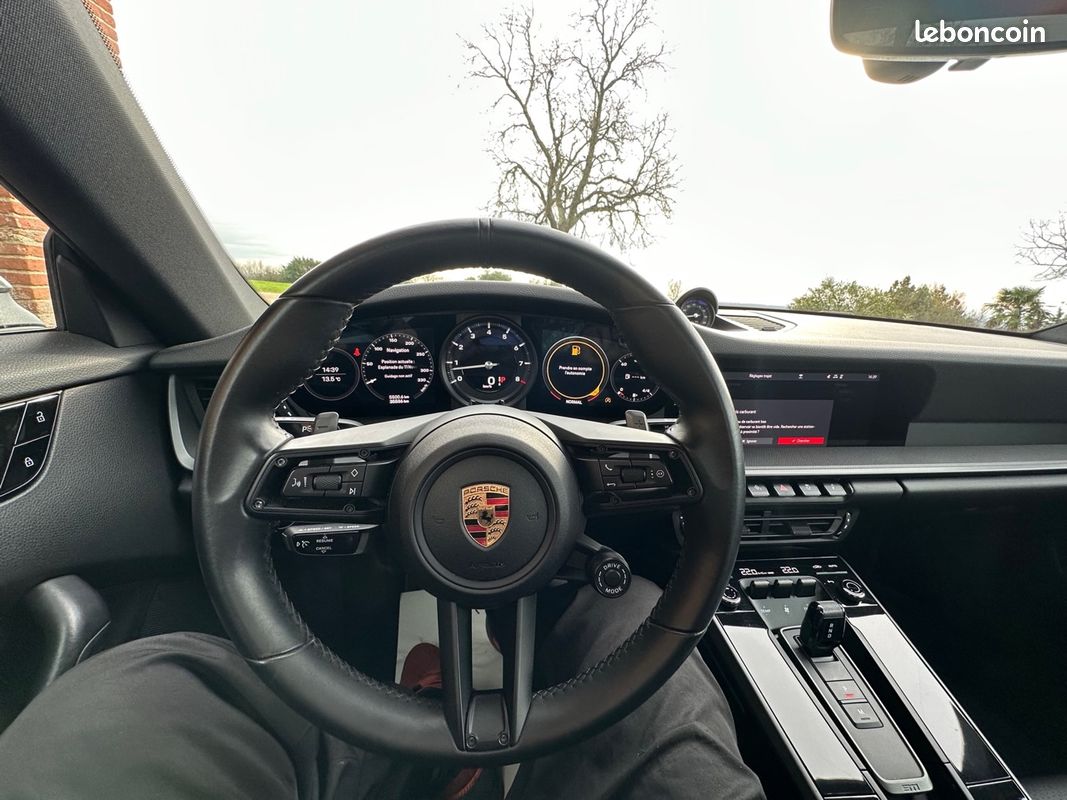 PORSCHE 911 (992) CARRERA 2S 450 ch AKRAPOVIC (image 14)