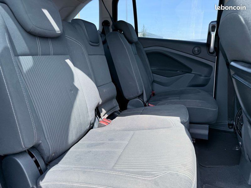 Ford Grand c Max 1.6l titanuim 121000 km fulls options garantie, 15 mois (image 8)