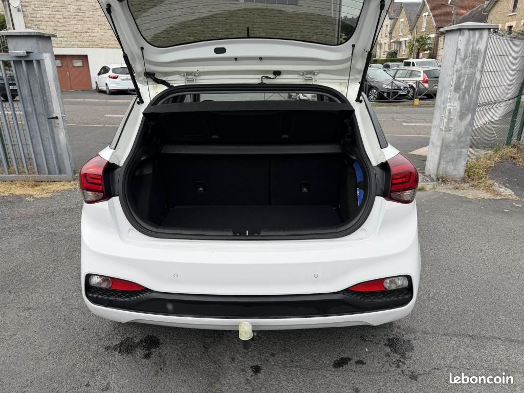 HYUNDAI I20 1.2i - 84 Intuitive clim + camera AR (image 10)