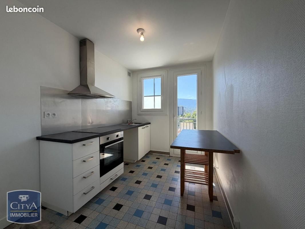 Appartement 3 pièces 54 m² · à Grenoble · 54 m² · 830 €/mois