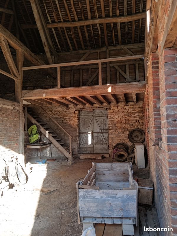 Maison 6 pièces 300 m² · à Vendeuvre-sur-Barse · 300 m² · 50 000 €