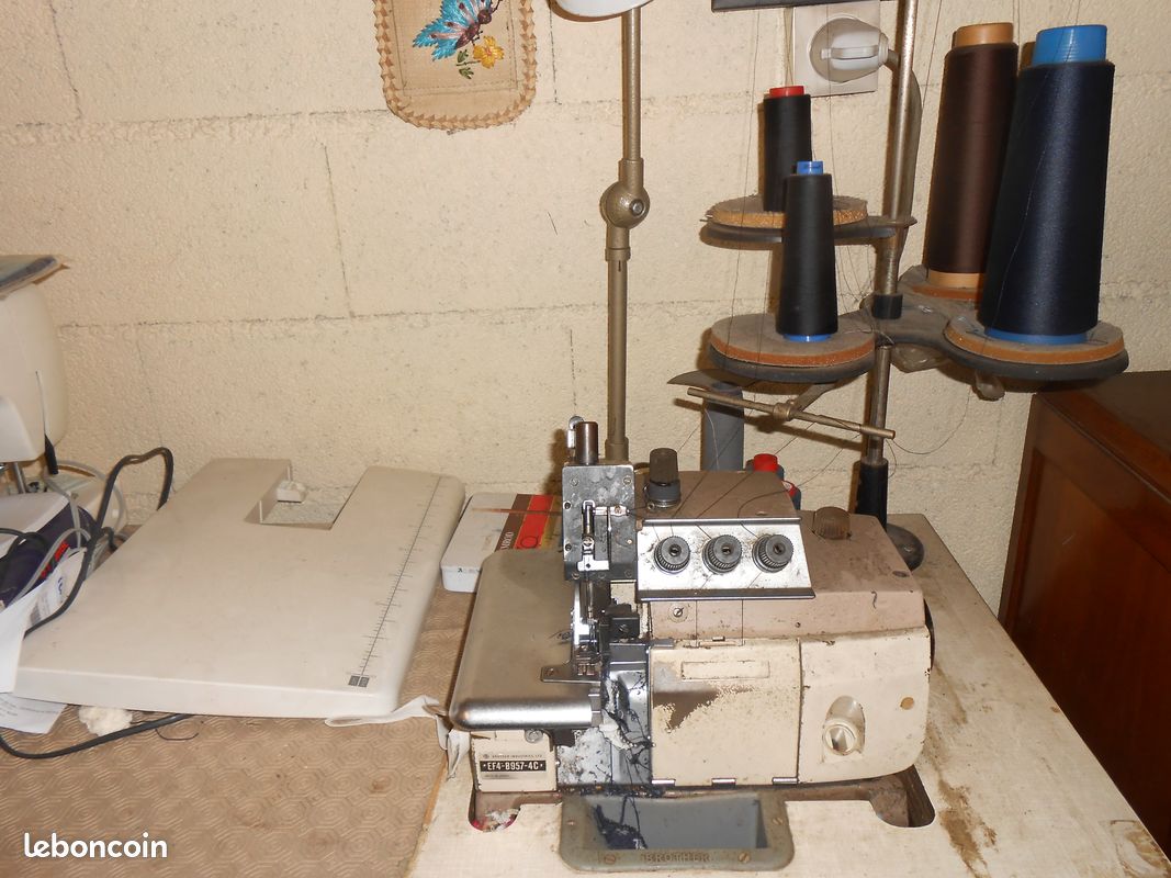 Machine à coudre (image 1)