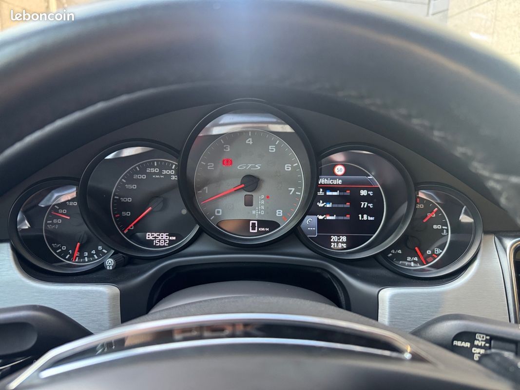 PORSCHE PANAMERA 4.8 V8 GTS 440Ch Suivi complet PDK PASM PSE Pack Chrono Sièges cuir 18 positions Caméra 360 Bose Garantie 12 mois (image 13)