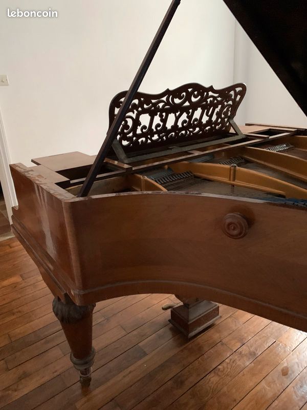 PIANO PLEYEL 3 BIS 1/4 Queue numéro 128 524 (image 8)