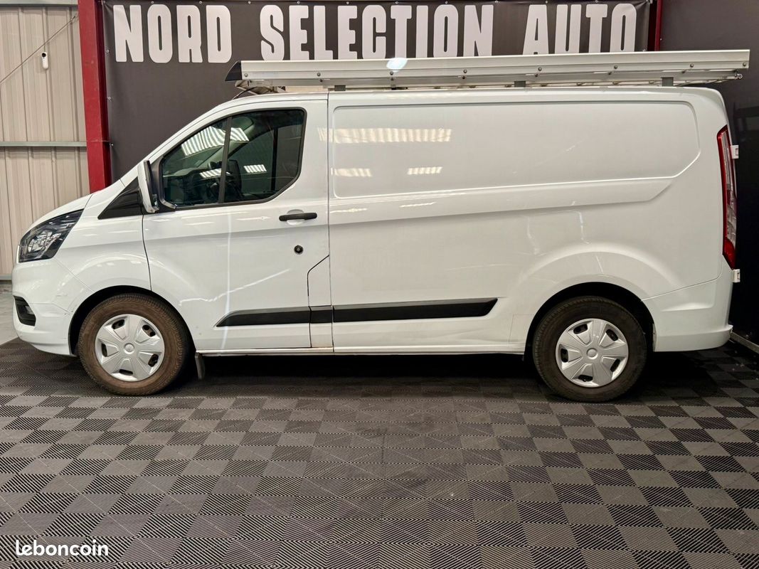 FORD TRANSIT CUSTOM L1 H1 2.0 130 CH BVA6 CLIM / GPS / GALERIE / REGULATEUR / TVA RECUPERABLE 158.453km (image 4)