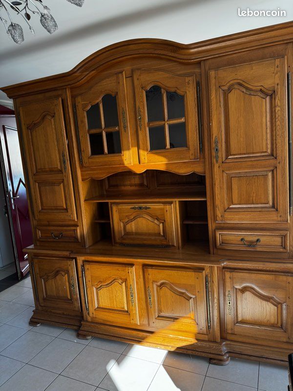 Meubles en bois (image 1)