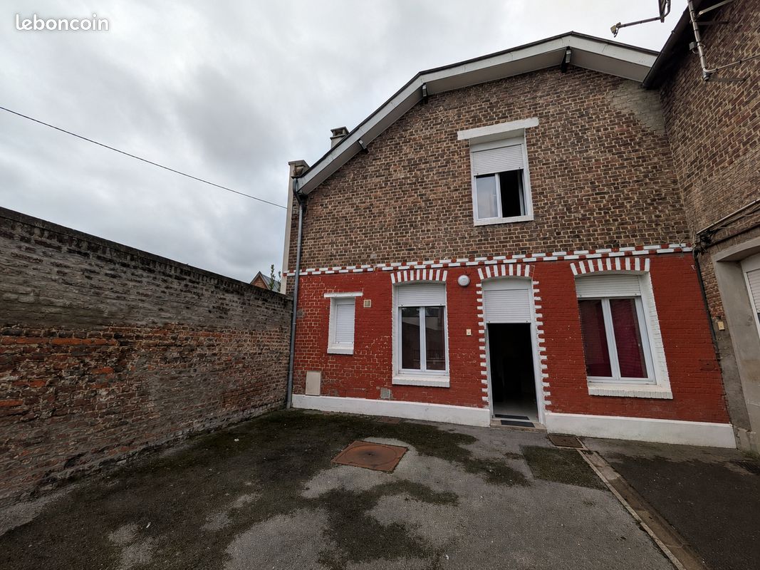 Maison 2 pièces 63 m² · à Saint-Quentin · 63 m² · 550 €/mois